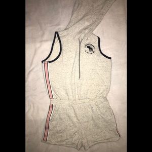 Abercrombie&Fitch Kids Girls Fleece Coverup/Romper